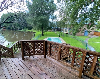 2021 Bayou Lane - Photo Thumbnail 15