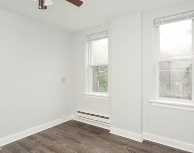 5860 N. Kenmore, Unit 412 - Photo Thumbnail 12