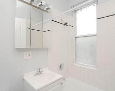 5860 N. Kenmore, Unit 412 - Photo Thumbnail 16