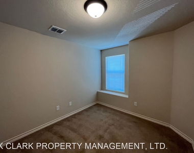 6874 Lakeview Dr #101 - Photo Thumbnail 25