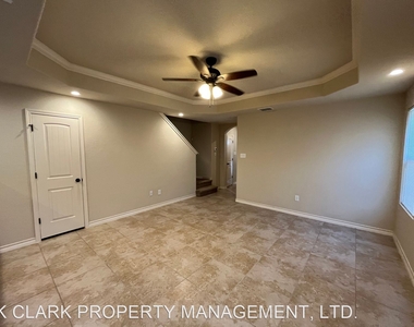 6874 Lakeview Dr #101 - Photo Thumbnail 5