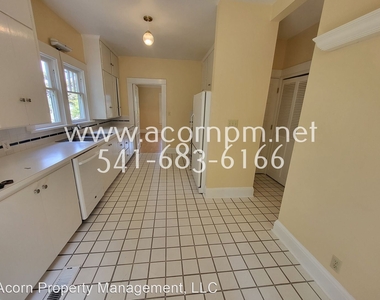 1828 Longview Ave - Photo Thumbnail 1