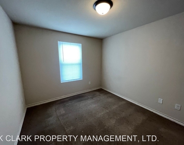 7046 Lakeview Dr #102 - Photo Thumbnail 18