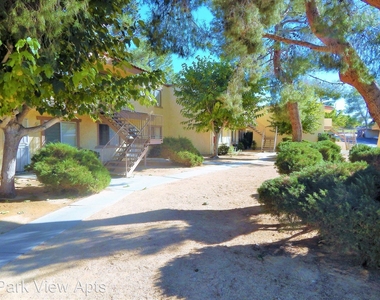 16350 Pebble Beach Dr - Photo Thumbnail 7