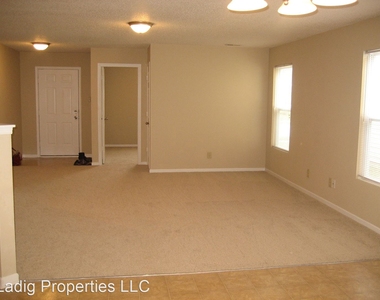 12243 Belfry Drive - Photo Thumbnail 3