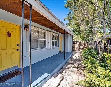 1529 Nw 4 Avenue - Photo Thumbnail 0