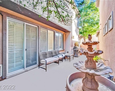 2315 Malaga Peak Street - Photo Thumbnail 8