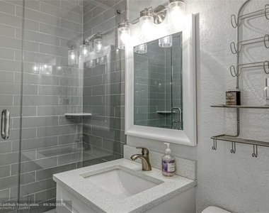 412 Sw 11th Ct - Photo Thumbnail 10