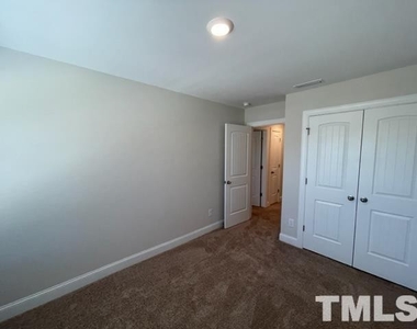 6806 Eddy Point Lane - Photo Thumbnail 17