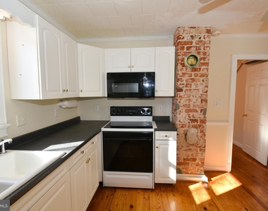 918 Mercer Street - Photo Thumbnail 13