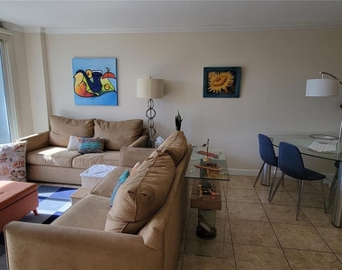 6917 Collins Ave - Photo Thumbnail 4