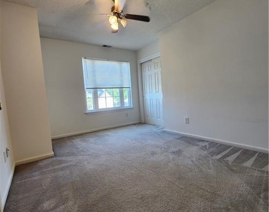 276 Weatherford Way - Photo Thumbnail 24