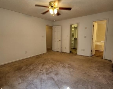 276 Weatherford Way - Photo Thumbnail 33