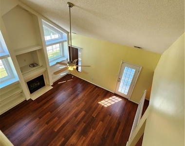 276 Weatherford Way - Photo Thumbnail 18