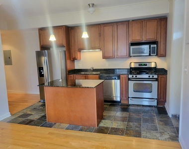 4436 N Sheridan Road - Photo Thumbnail 1