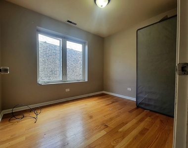 3215 W Armitage Avenue - Photo Thumbnail 9