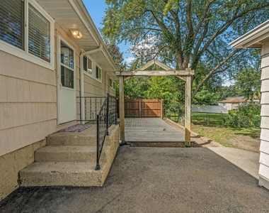 244 Lincoln Avenue - Photo Thumbnail 30