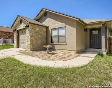 6739 Badger Pass Dr - Photo Thumbnail 2