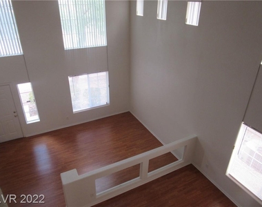 8529 Vivid Violet Avenue - Photo Thumbnail 26