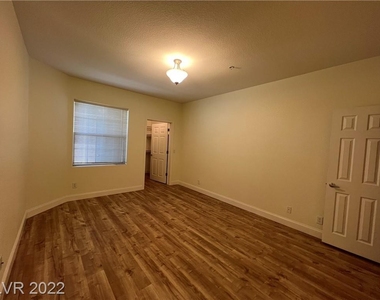 8777 West Maule Avenue - Photo Thumbnail 19