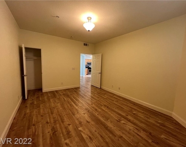 8777 West Maule Avenue - Photo Thumbnail 21