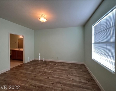 8777 West Maule Avenue - Photo Thumbnail 23