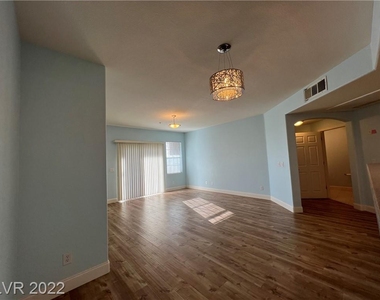 8777 West Maule Avenue - Photo Thumbnail 10