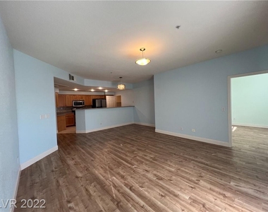 8777 West Maule Avenue - Photo Thumbnail 12