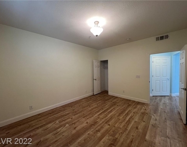 8777 West Maule Avenue - Photo Thumbnail 20