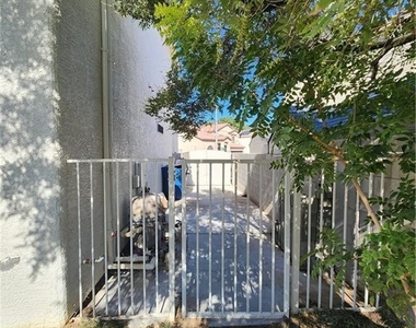 3801 Hidden Plateau Street - Photo Thumbnail 30