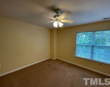 2903 Gross Avenue - Photo Thumbnail 11