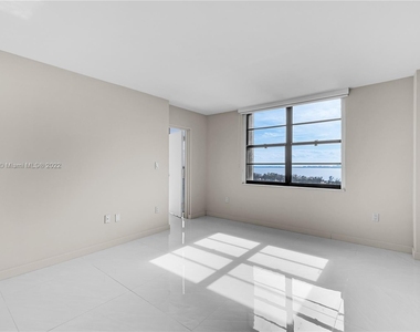 2333 Brickell Ave. - Photo Thumbnail 25