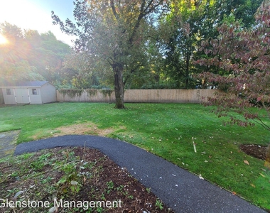 45 Greenlawn Drive - Photo Thumbnail 3