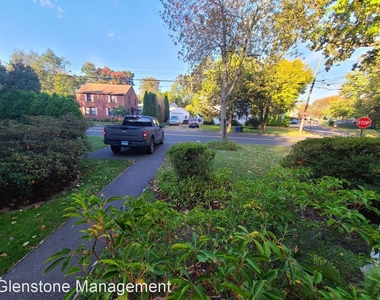 45 Greenlawn Drive - Photo Thumbnail 4