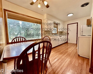 11356 Ne Glisan St - Photo Thumbnail 9