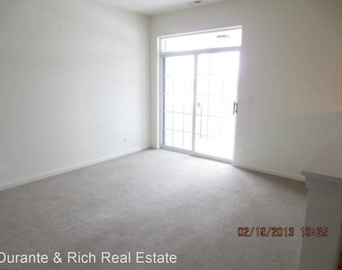 2275 Aurora Drive #25 - Photo Thumbnail 4