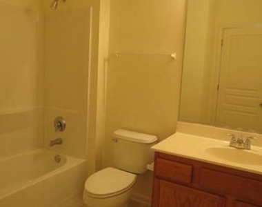 2275 Aurora Drive #25 - Photo Thumbnail 7