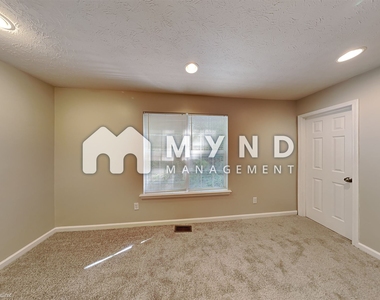 381 Cottonwood Loop - Photo Thumbnail 12