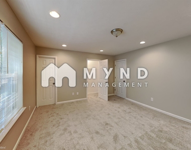 381 Cottonwood Loop - Photo Thumbnail 13