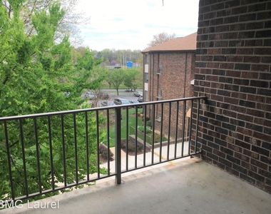 7712 Hanover Pkwy (unit 304) - Photo Thumbnail 7