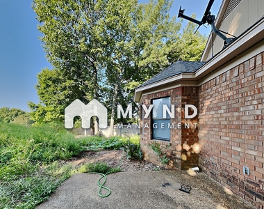 8233 Trinity Rd - Photo Thumbnail 15