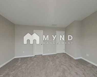 1410 Forsythia Way - Photo Thumbnail 9