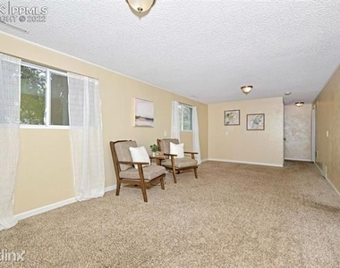 2113 R Saranac Drive - Photo Thumbnail 19