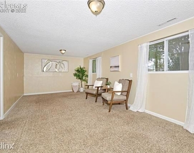 2113 R Saranac Drive - Photo Thumbnail 17