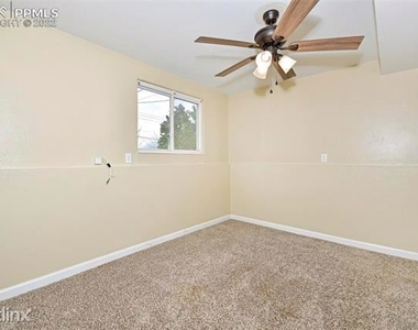 2113 R Saranac Drive - Photo Thumbnail 20