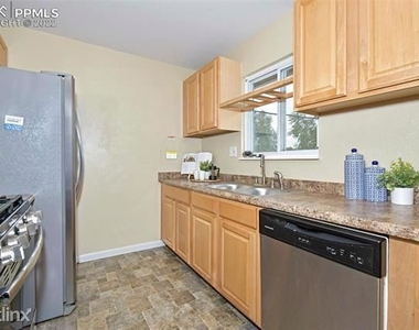 2113 R Saranac Drive - Photo Thumbnail 12