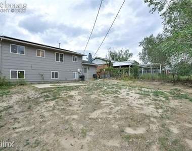 2113 R Saranac Drive - Photo Thumbnail 25