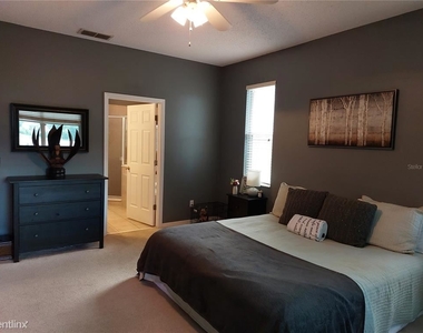 8002 R Saint Andrews Way - Photo Thumbnail 22