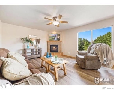 1145r Crabapple Drive - Photo Thumbnail 12