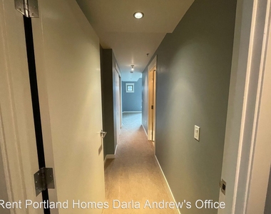 1310 Nw Naito Parkway #508 - Photo Thumbnail 22